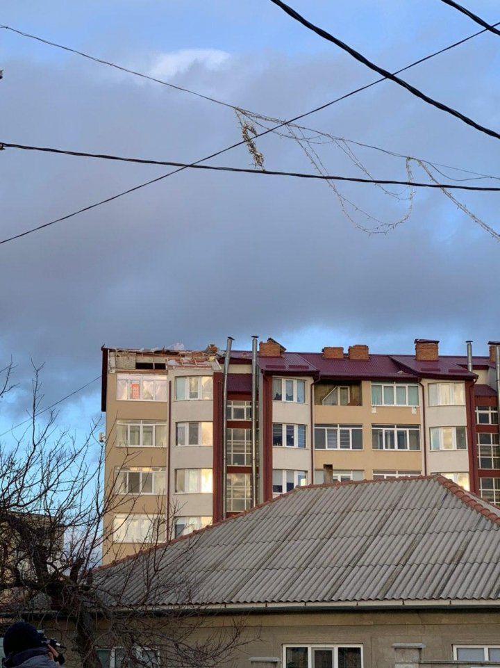 Со школы в Тогатино сорвало крышу