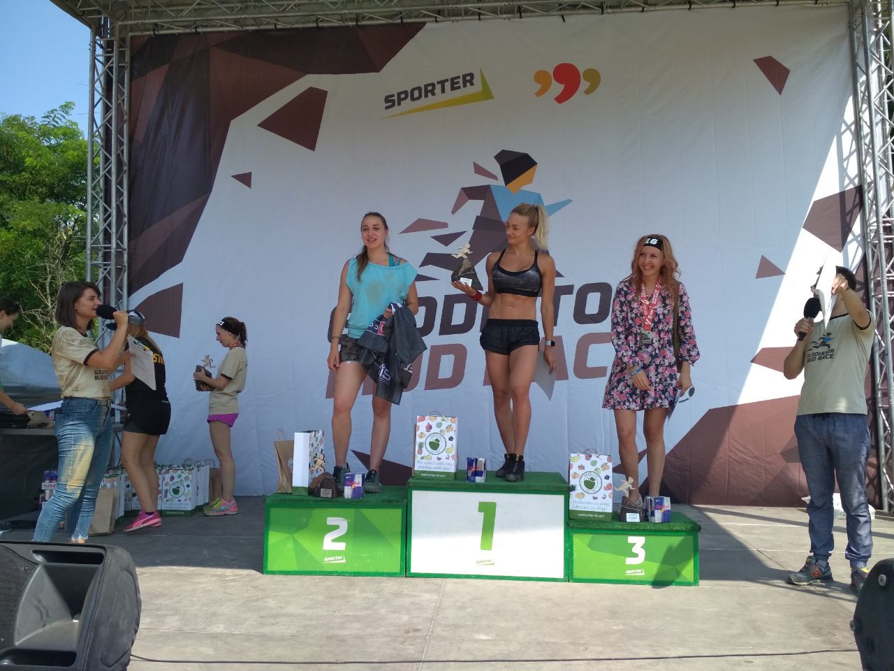 Стали известны победители экстремальной гонки “Glodiator Mud Race”