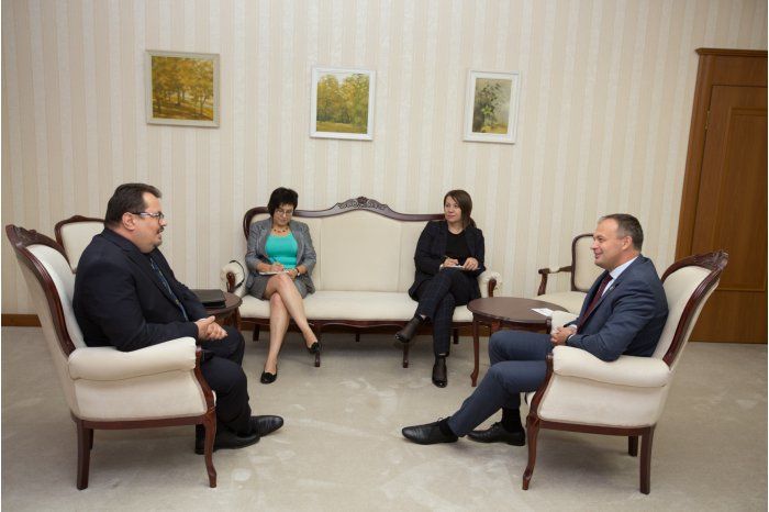 Председатель парламента провел встречу с новым послом ЕС в Молдове
