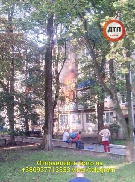 В многоэтажке Киева прогремел взрыв