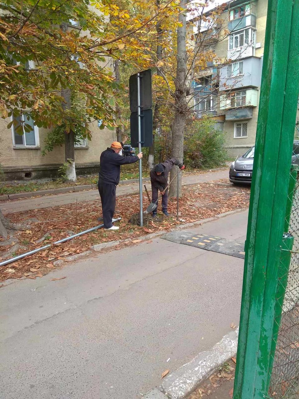 Около лицея имени Алеку Руссо для безопасности детей перекрыли движение машин