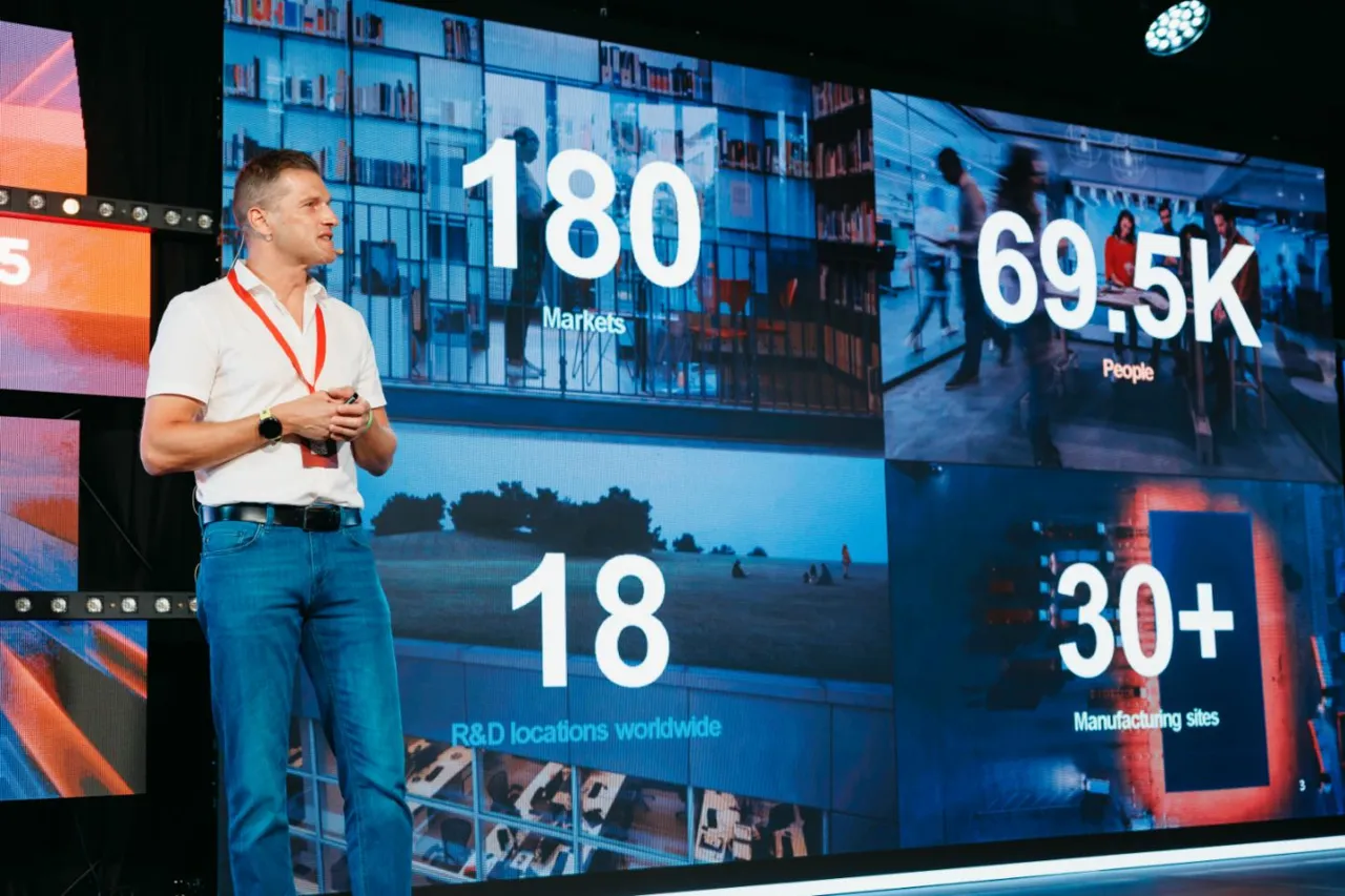 Lenovo Day в Кишиневе: искусственный интеллект и технологии будущего
