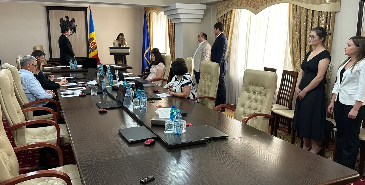 Судьи, назначенные до достижения предельного возраста, принесли присягу