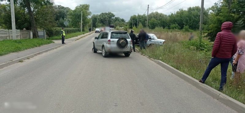 В Бричанах столкнулись автомобили, водитель был пьян