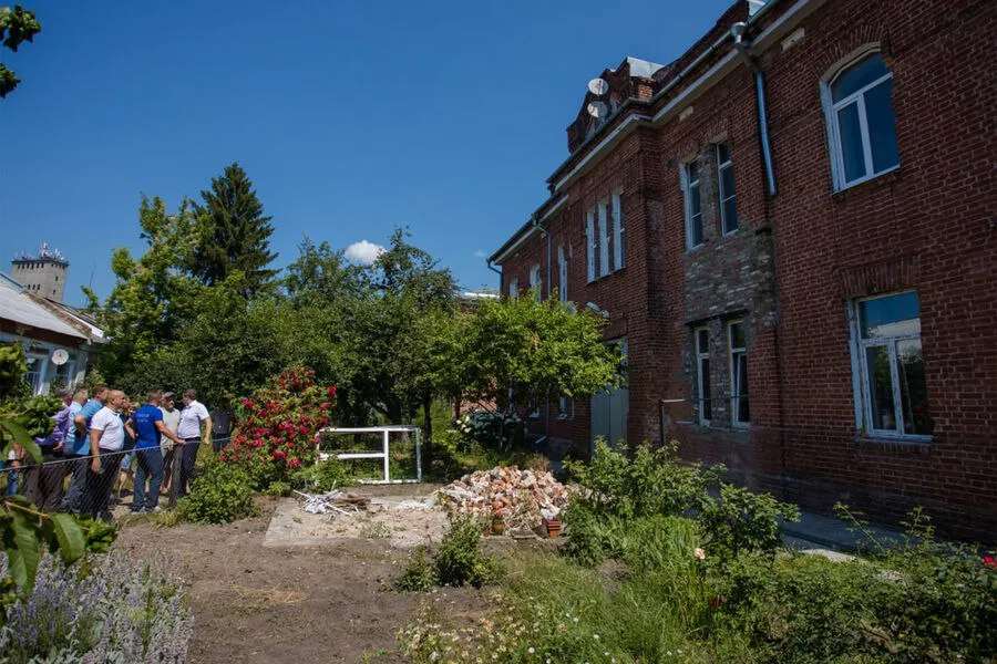 Глава Курской области заявил о 20 «прилетах» при обстреле поселка Теткино