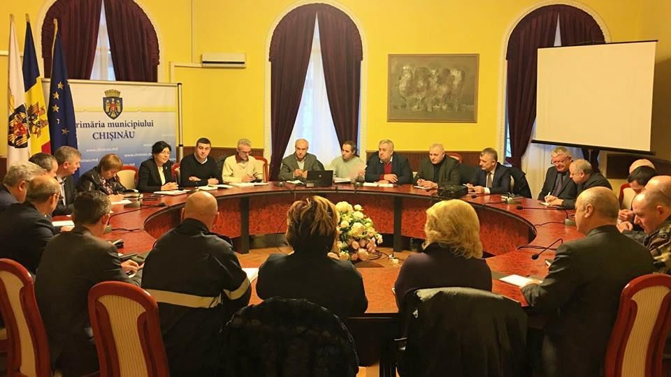 Раду созвала заседание по чрезвычайным ситуациям: За ночь погода ухудшилась