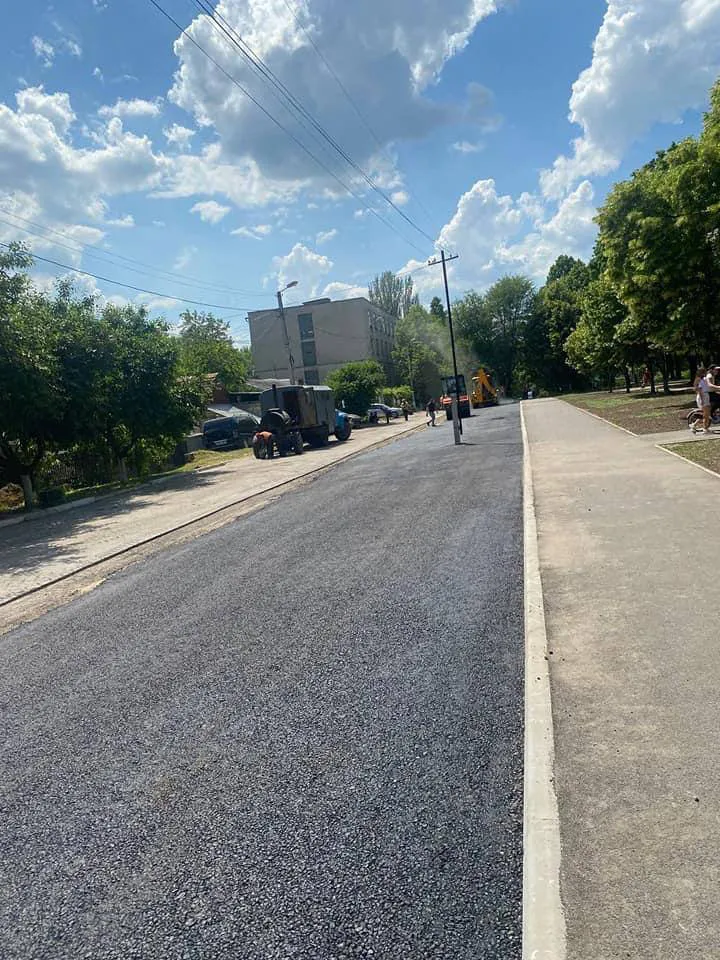 В парке на Старой Почте продолжаются восстановительные работы