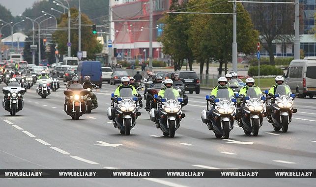 Лукашенко на Harley-Davidson принял участие в международном байкерском фестивале