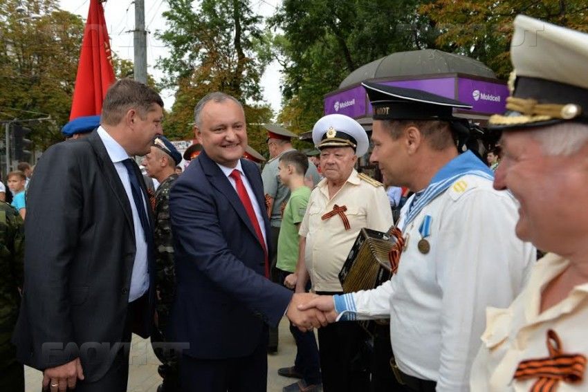 Более 15 тысяч человек приняли участие в Марше памяти по случаю 72-й годовщины освобождения Молдовы от фашизма