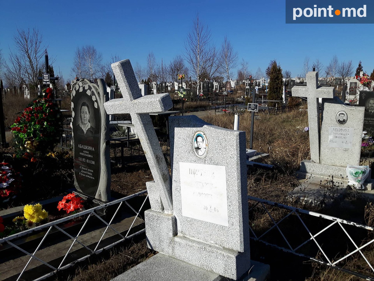 Morminte vandalizate la cimitirul Sf. Lazăr din Chișinău