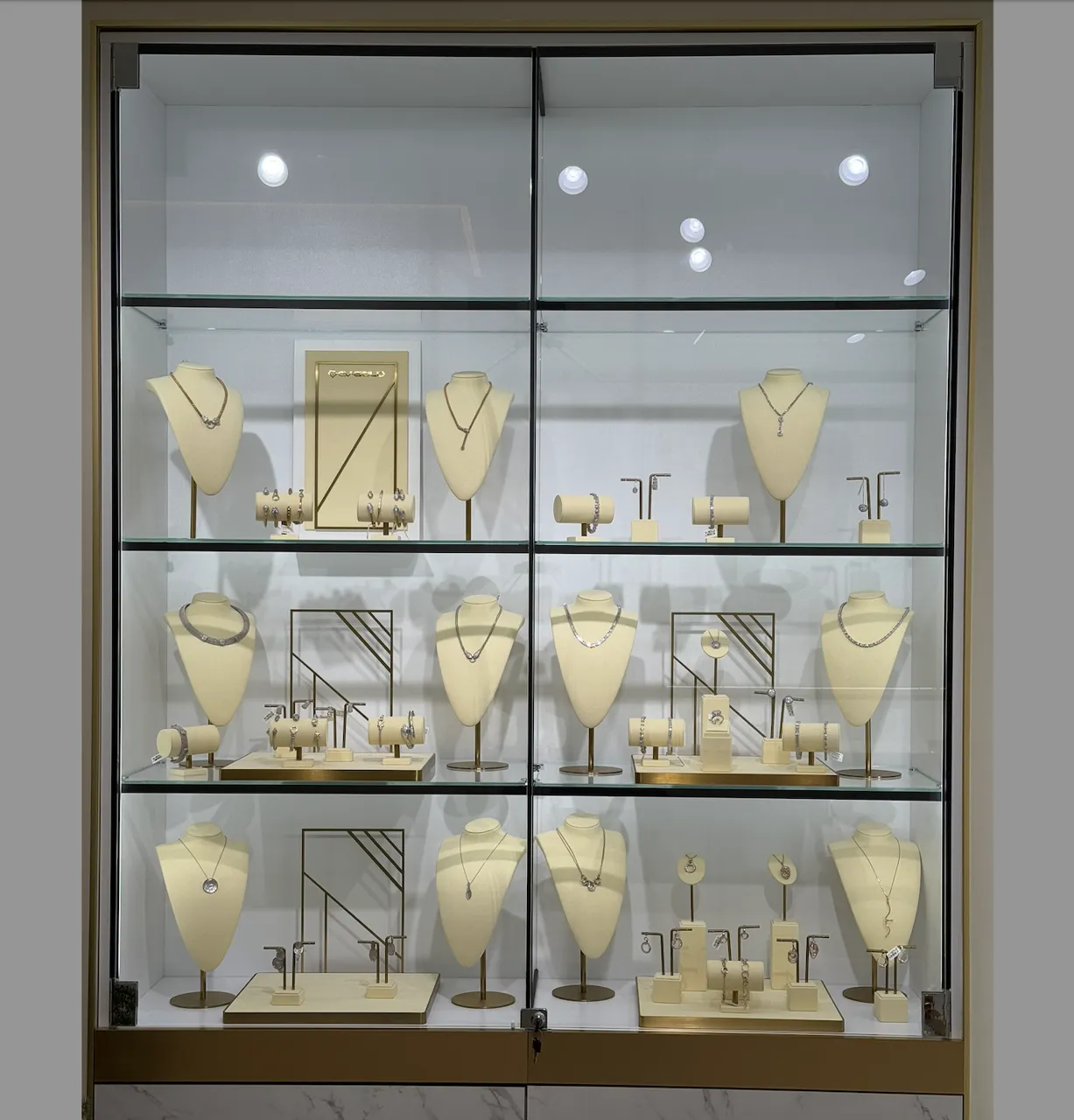 Gallery by EV•Gold: De ce a apărut galeria ca declarație la Chișinău