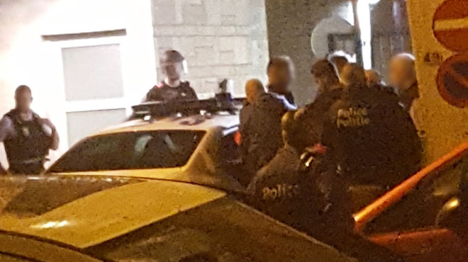 В Брюсселе задержан захвативший заложников в супермаркете мужчина