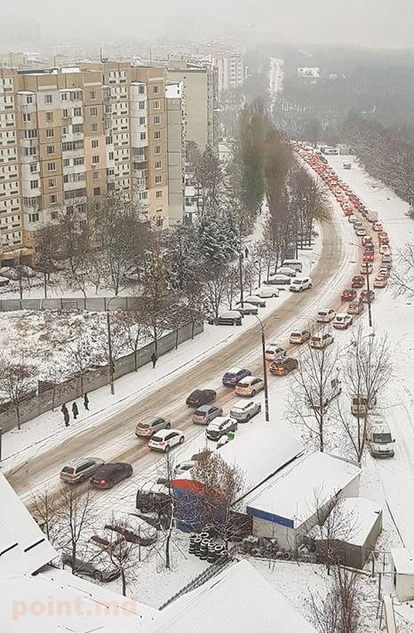 Кишинев встал в километровых пробках, 19 Ноября 2018 года
