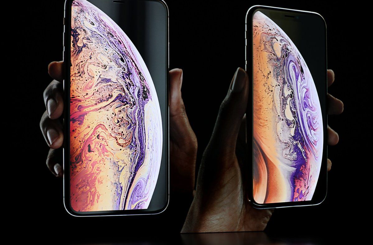 Три iPhone и часы: что показала Apple