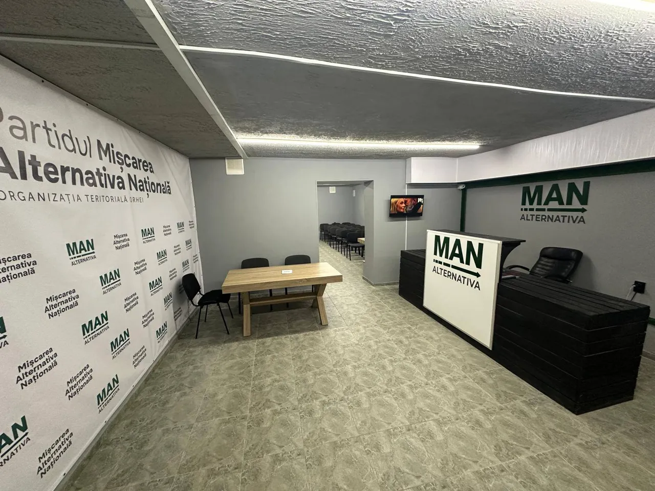 Sediul MAN la Orhei, inaugurat cu preot, colaci și prosoape cu logo-ul partidului