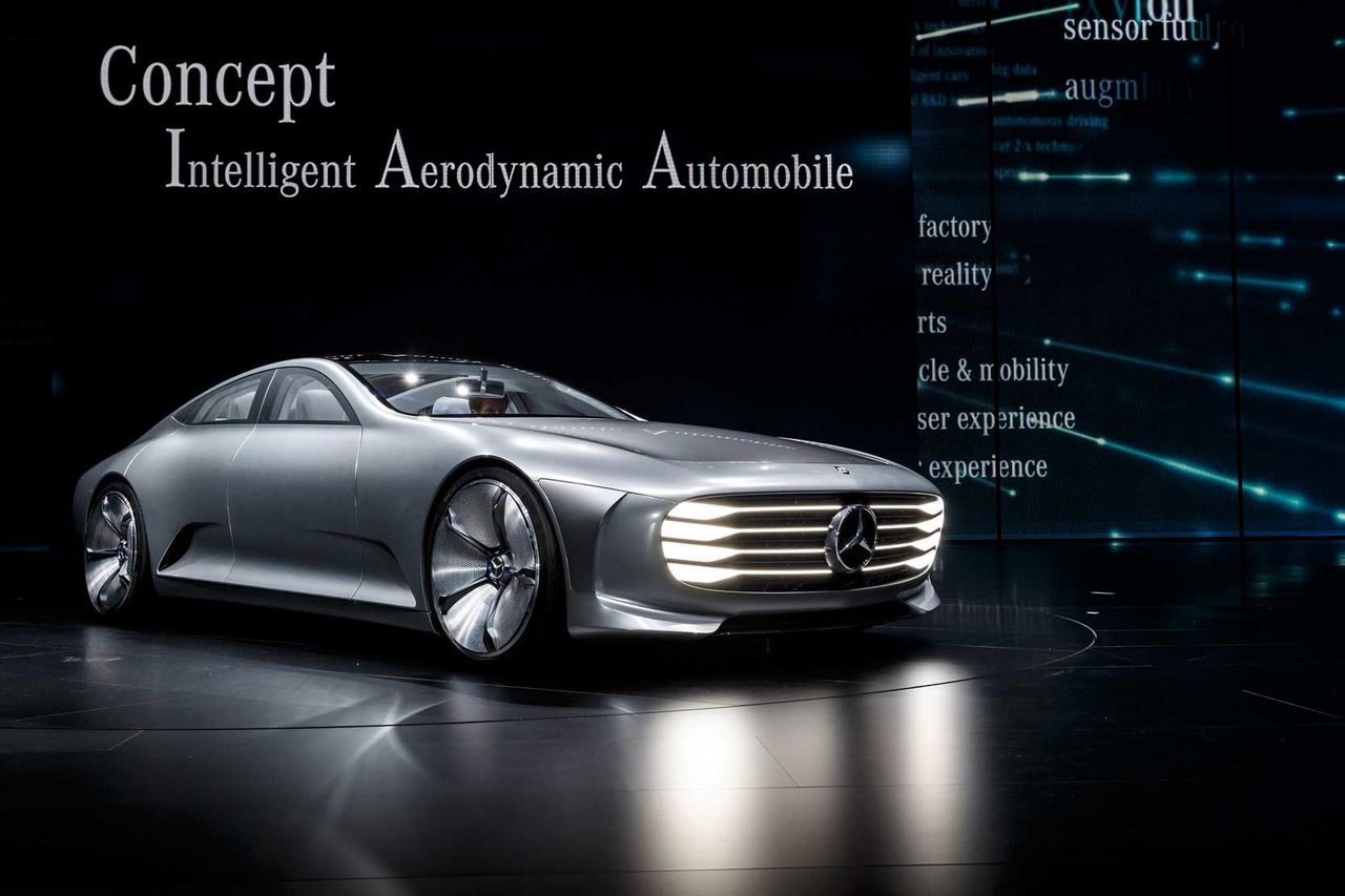 Mercedes анонсировала конкурента Tesla Model S