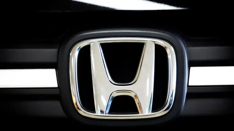 Gigantul auto Honda își schimbă logo-ul pentru prima dată în 50 de ani