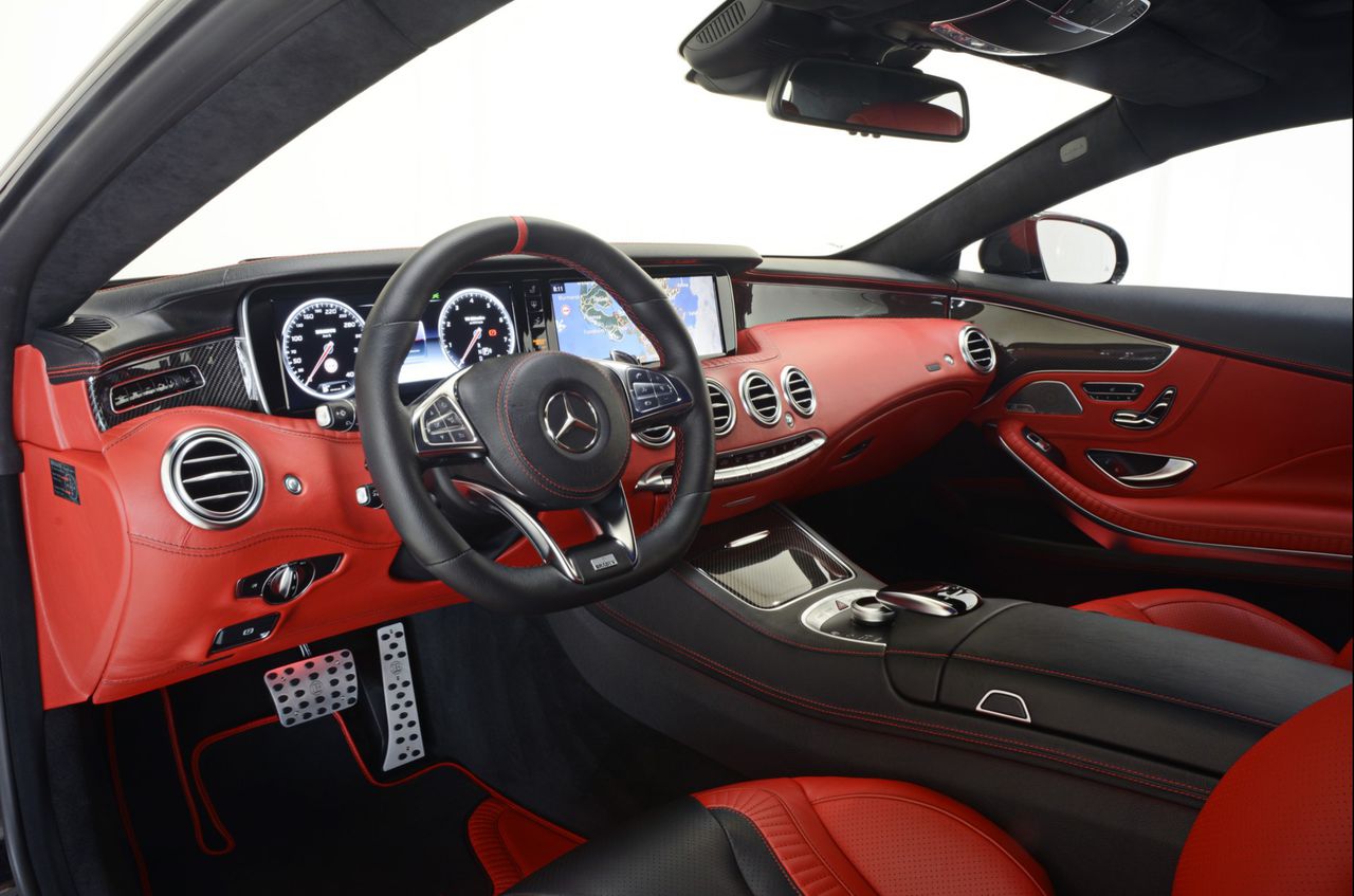 Coupe de 400.000 euro surprins în Chișinău. Poate merge cu 350 km/h!