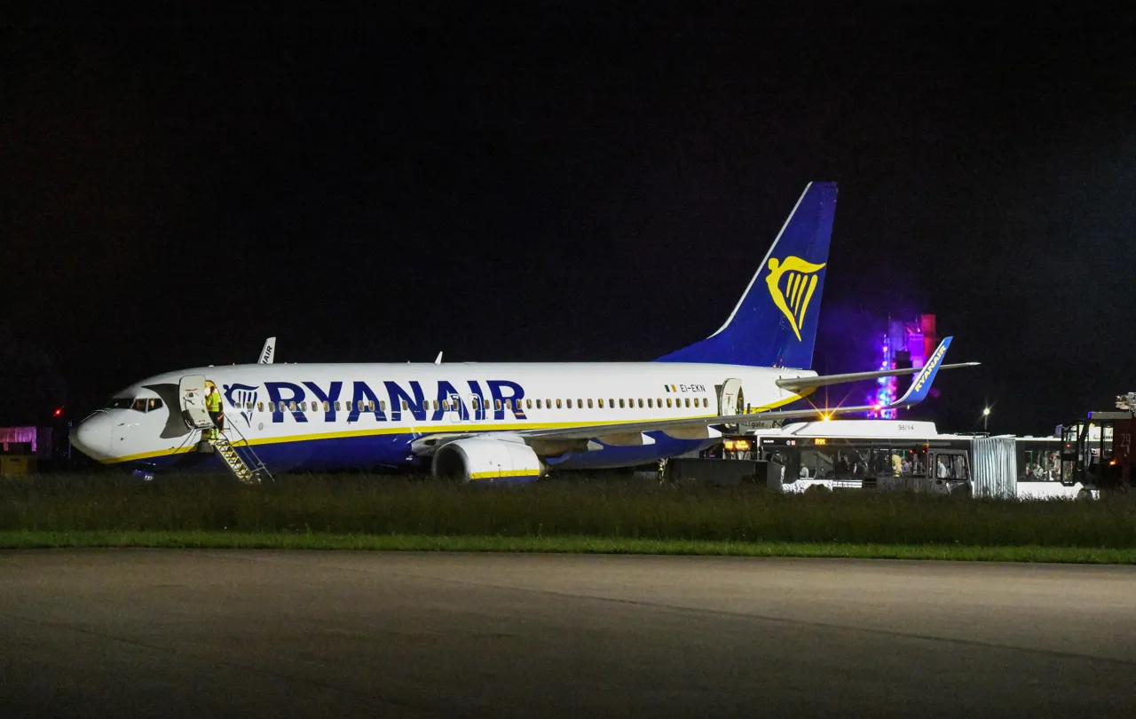 Самолет Ryanair попал в турбулентность и аварийно сел в Баварии: пострадали 9 человек