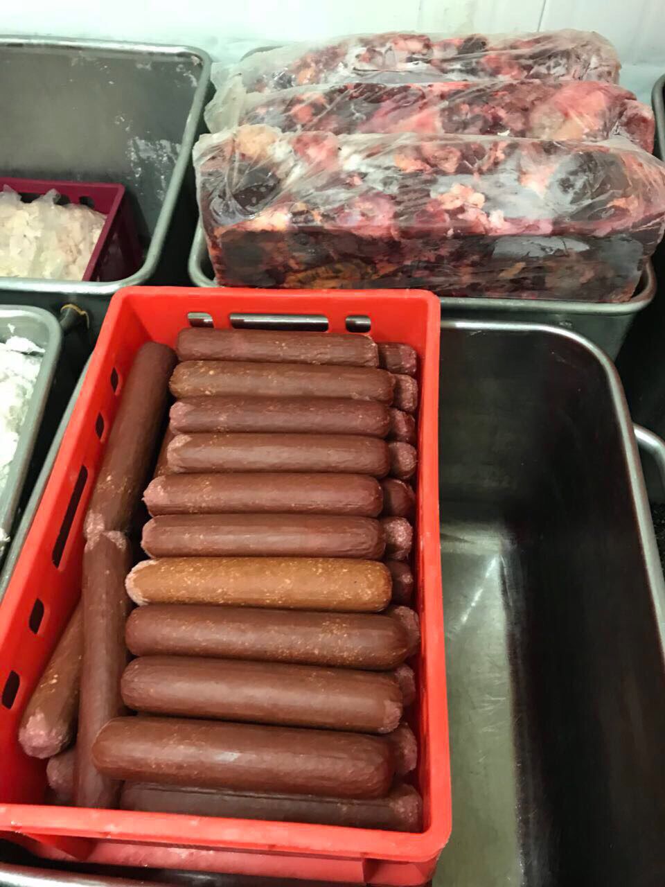 Испорченное мясо и колбаса продавались на рынках Молдовы