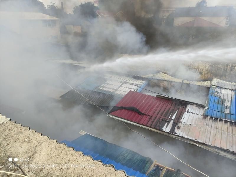 На рынке в Резине вспыхнул пожар