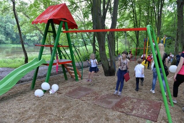 На Рышкановке состоялось открытие детской площадки
