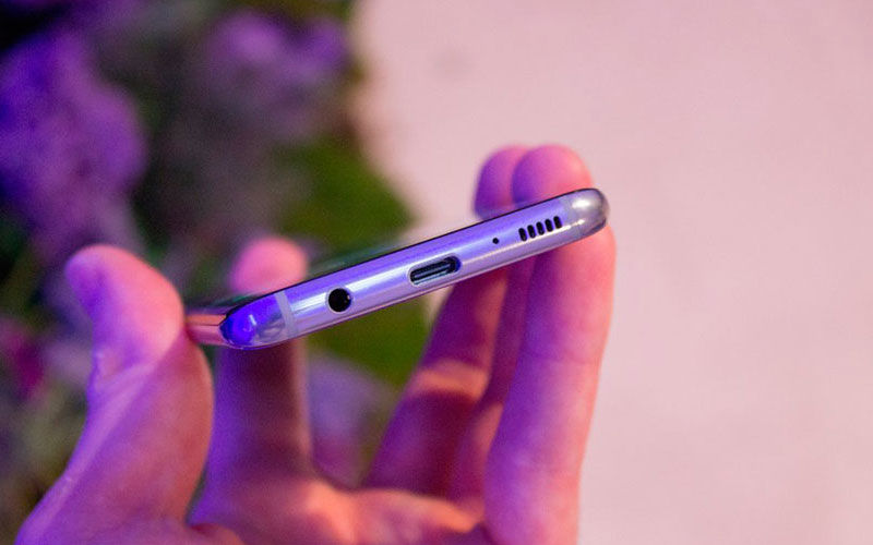 10 вещей, которые Galaxy S8 умеет делать, а iPhone нет