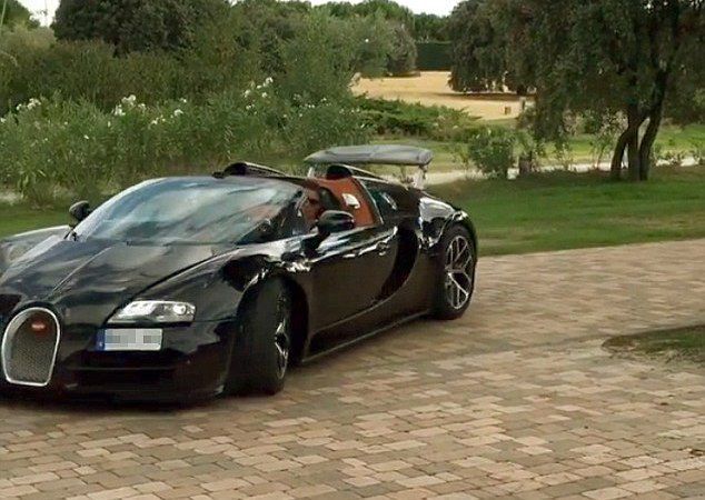 Роналду показал свой новый Bugatti за 1.7 млн фунтов
