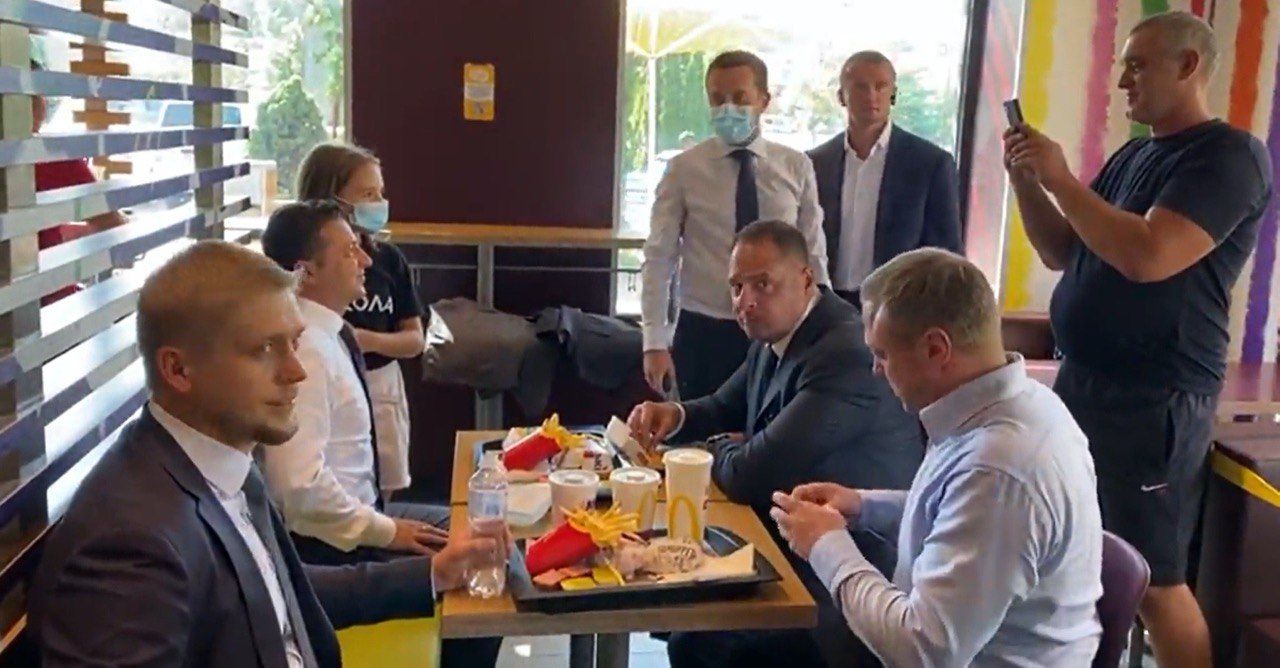 Зеленский отказался покупать "украинский бургер" в McDonald’s