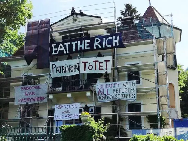 В Австрии анархисты захватили «виллу Шувалова» и требуют ее экспроприации