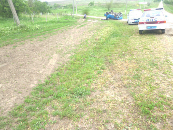 Avea doi pasageri în mașină. Dezastrul provocat de un șofer fără permis