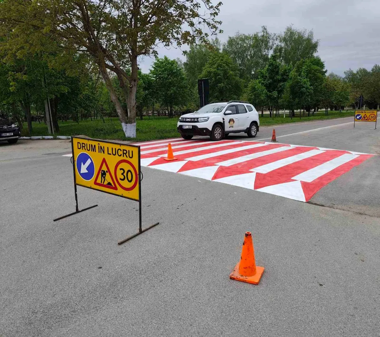Peste 1.000 de treceri de pietoni, reînnoite pe drumurile naționale