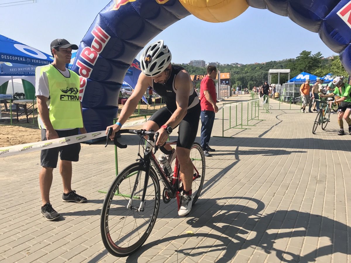 В столице проходит первый выпуск чемпионата по триатлону Triathlon Triumph