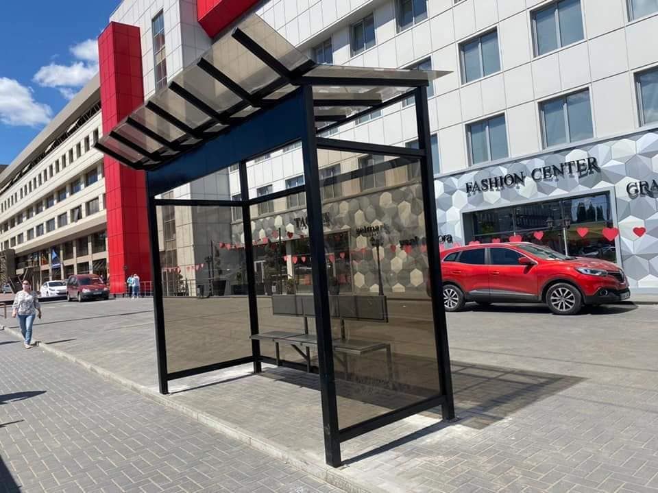 В столице появилась современная остановка общественного транспорта