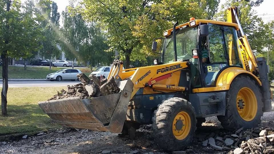 Бульвар Мирча чел Бэтрын отремонтируют