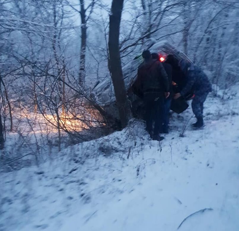 На трассе Вадул-луй-Водэ - Бэлэбэнешть произошло ДТП: перевернулся автомобиль
