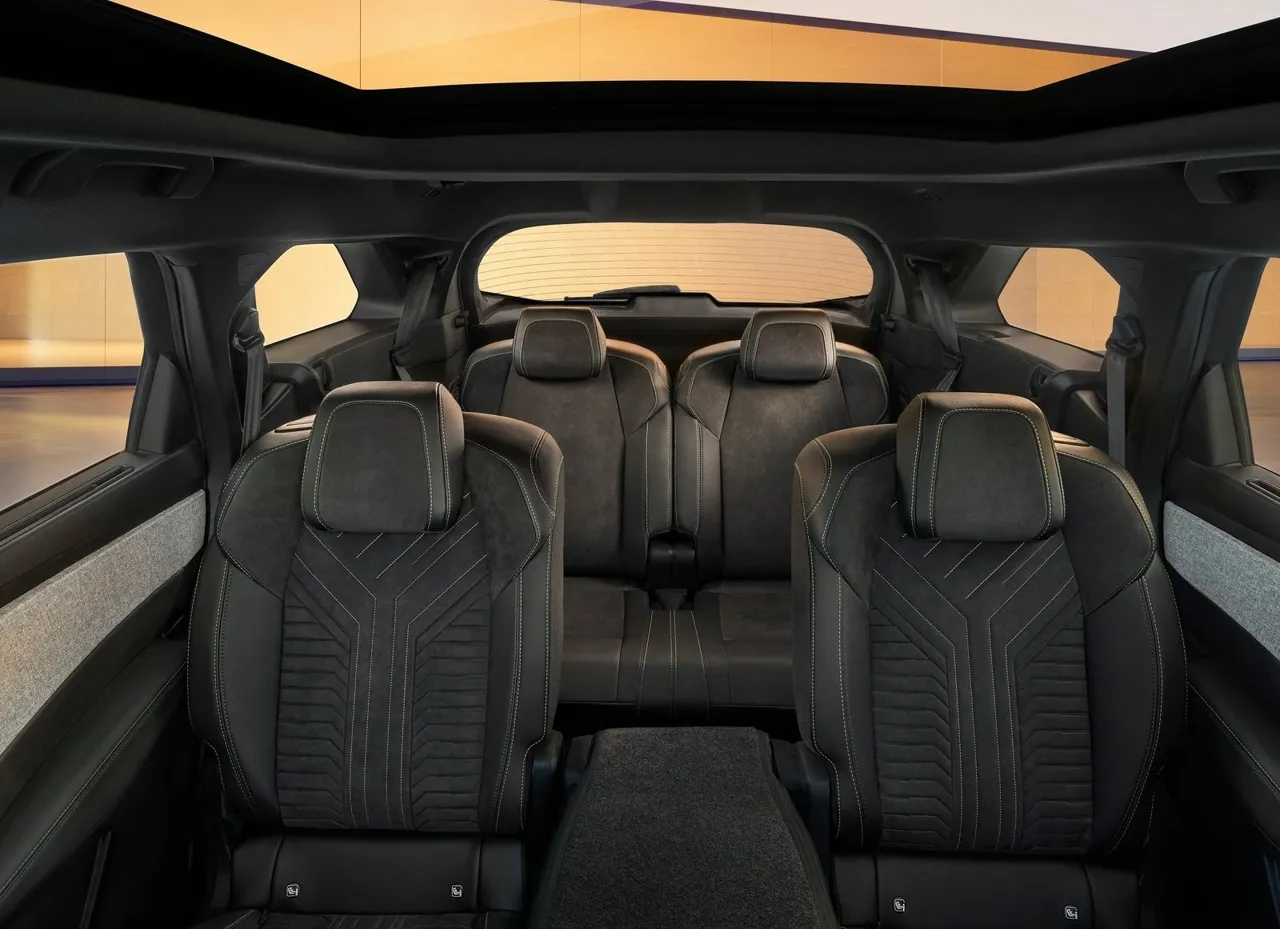 В Европе стартуют продажи Peugeot 5008 третьего поколения