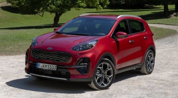 Кроссовер KIA Sportage сменил «лицо» на фоне обвала продаж