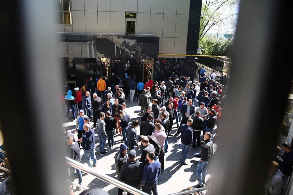 В Кишиневе митинг протеста закончился столкновениями с полицией