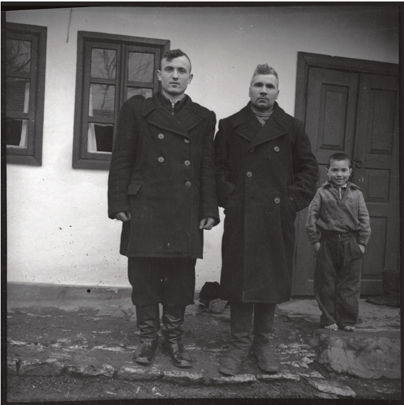 Старые фотографии жителей сел рассказали об их быте