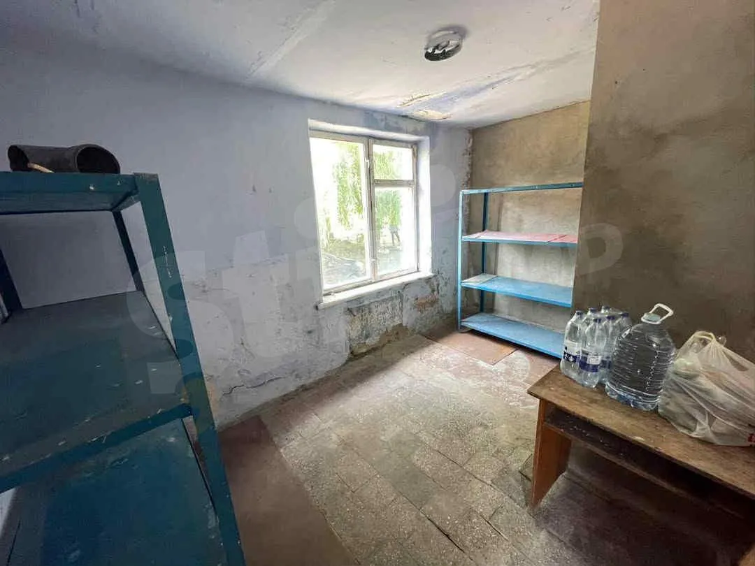 Viitorii biologi se plâng că fac practică în condiții inumane
