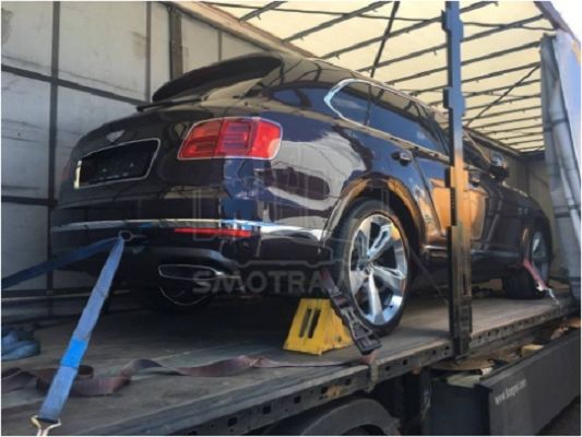 Prima masina Bentley Bentayga in Moldova. Astazi a fost observata la vama Leuseni