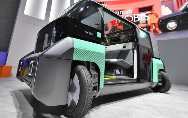 Hyundai представил минивэн для езды боком