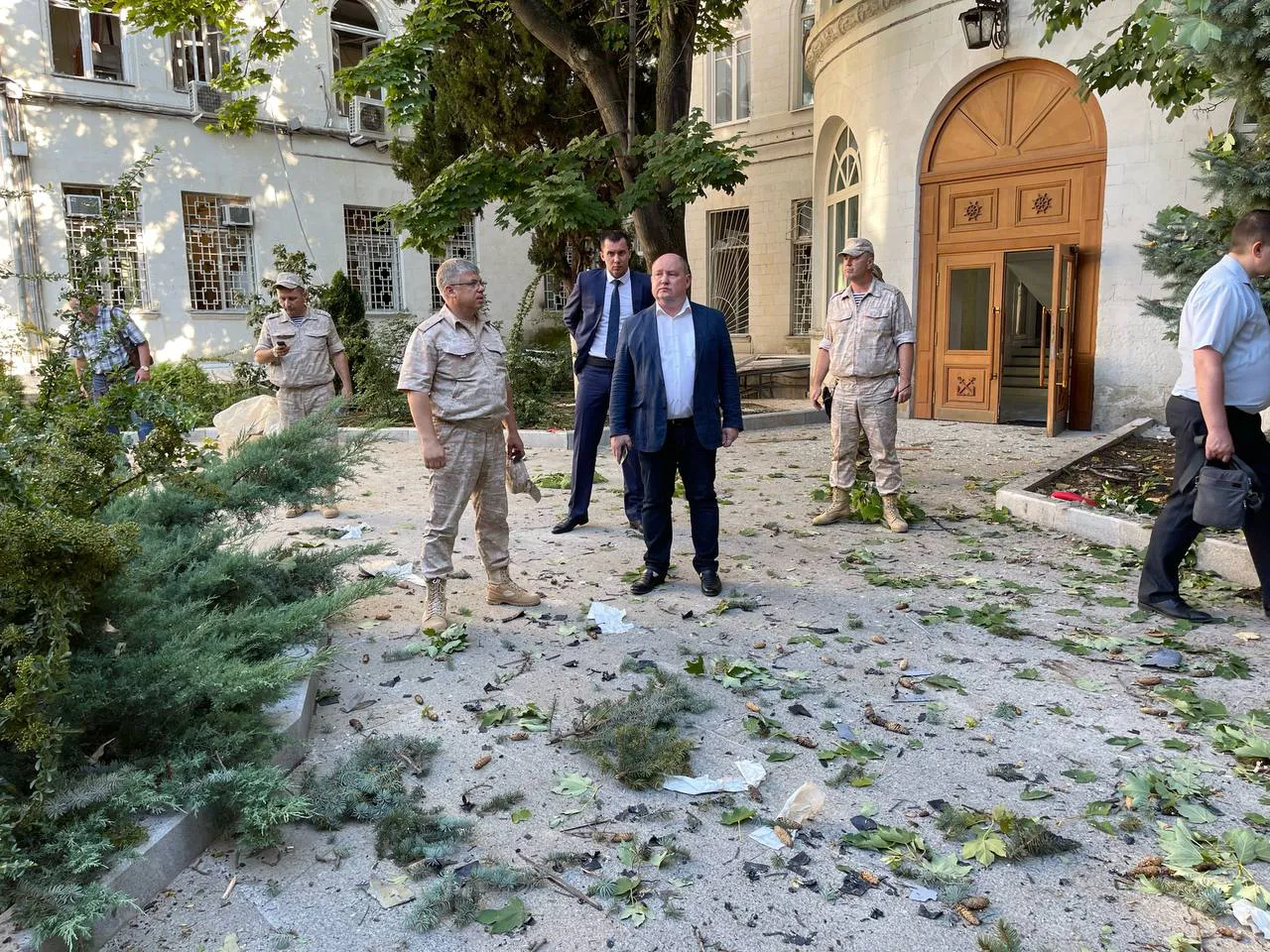 Губернатор сообщил об атаке на штаб Черноморского флота в Севастополе