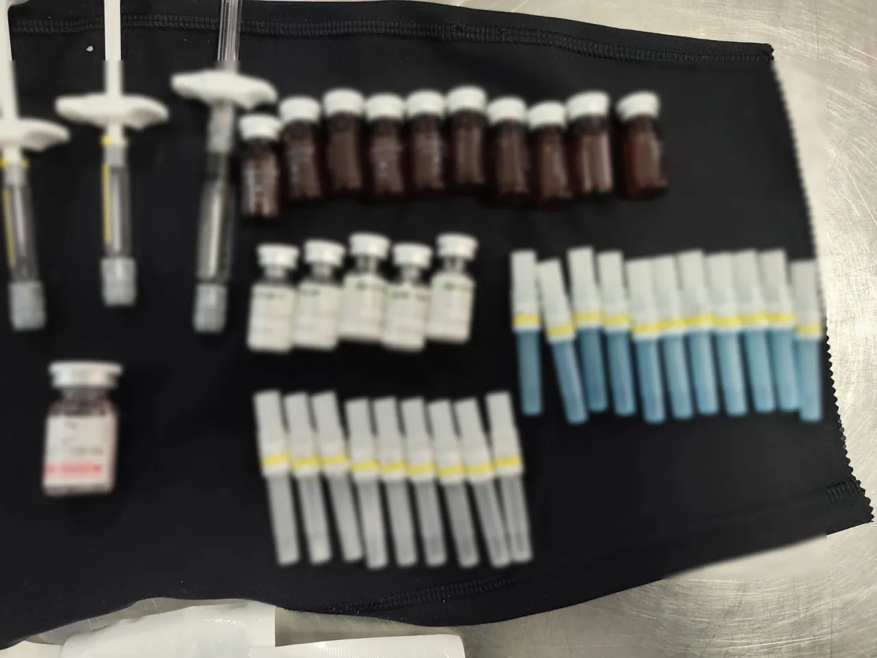 Две гражданки Украины пытались незаконно ввезти в Молдову косметические препараты