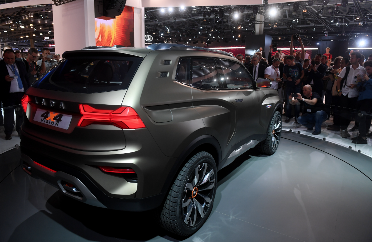 "АвтоВАЗ" представил на Московском автосалоне концепт новой Lada 4×4