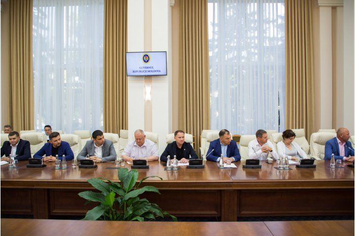 Филип провел заседание с председателями районов