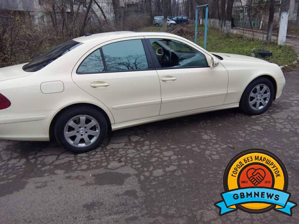 На Ботанике воры оставили припаркованный автомобиль без колес