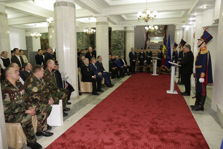 Trei veterani de război au primit apartamente cu o odaie în municipiul Chișinău