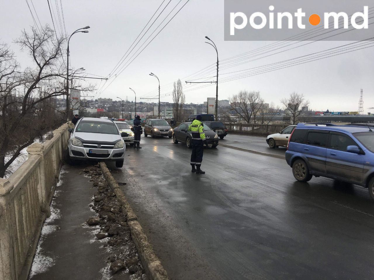 В Кишиневе водитель скончался за рулем во время движения